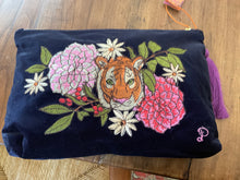 Cosmetic bag